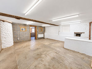 Room 2- click for photo gallery